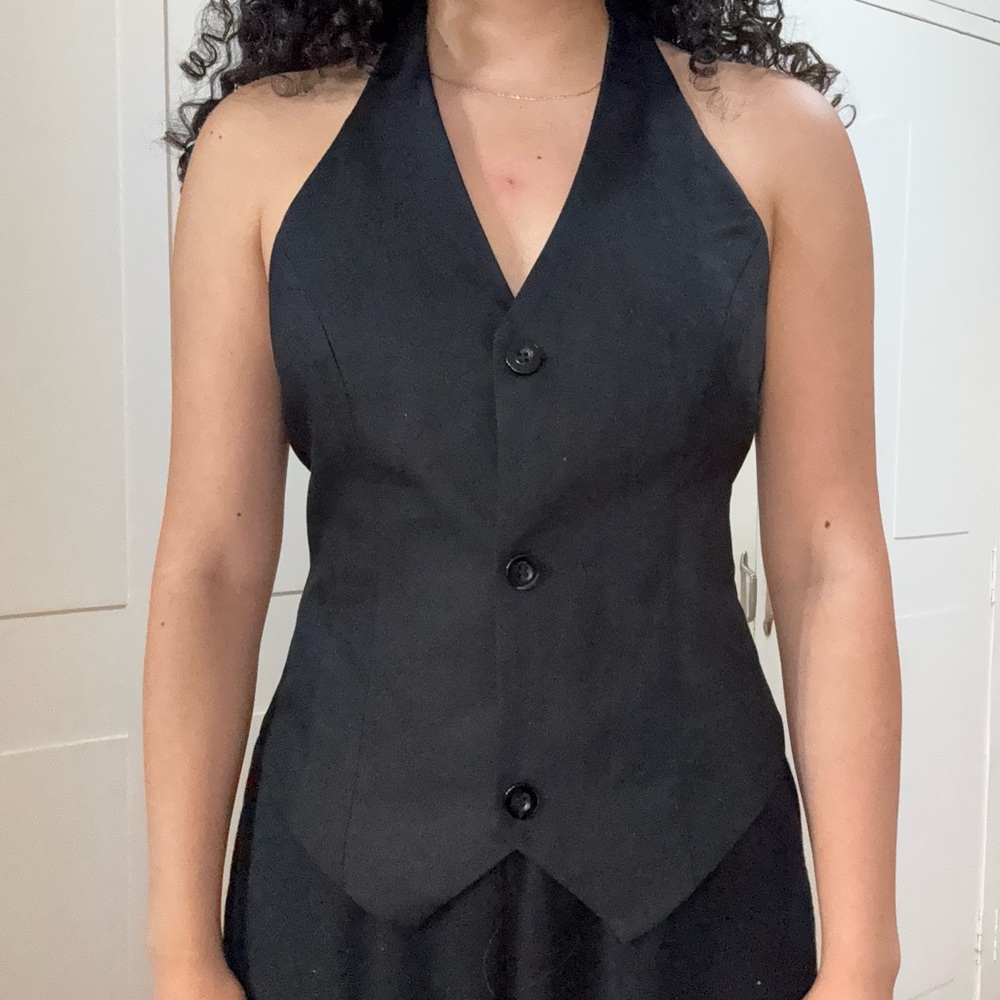 Black halter neck top